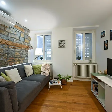 La Tana Di Alice - * Múggia